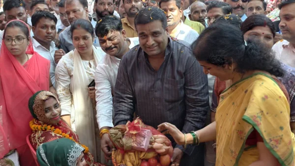उन्नाव: असोहा में आंगन मिलन कार्यक्रम, 220 लाभार्थियों को प्रमाण पत्र