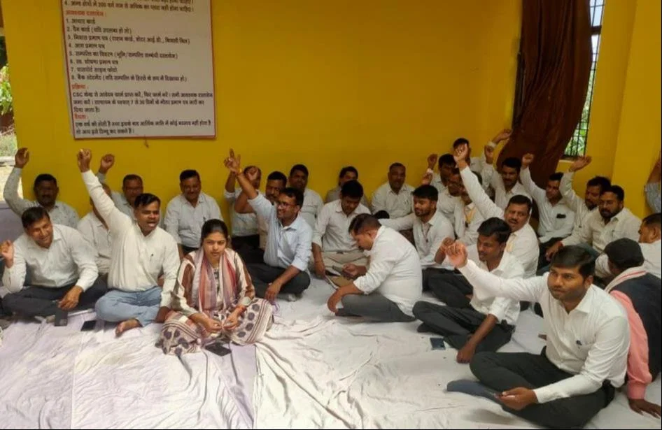 उन्नाव: लेखपालों ने तहसील समाधान दिवस बहिष्कार किया, 8 अक्तूबर की चेतावनी