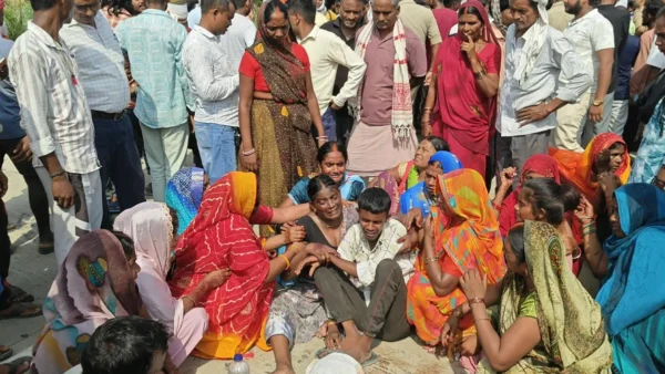 गाज़ीपुर: अज्ञात वाहन की टक्कर से राजमिस्त्री की मौत, तीन घंटे सड़क जाम