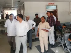 प्रतापगढ़: लालगंज CHC में गंदगी, CDO ने महिला वार्ड शिफ्ट करने कहा