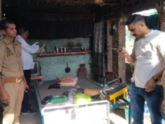 फर्रुखाबाद नवाबगंज: दो घरों में चोरी, जेवर व नकदी कुल ₹10 लाख जबकि बक्सा खेत में मिला