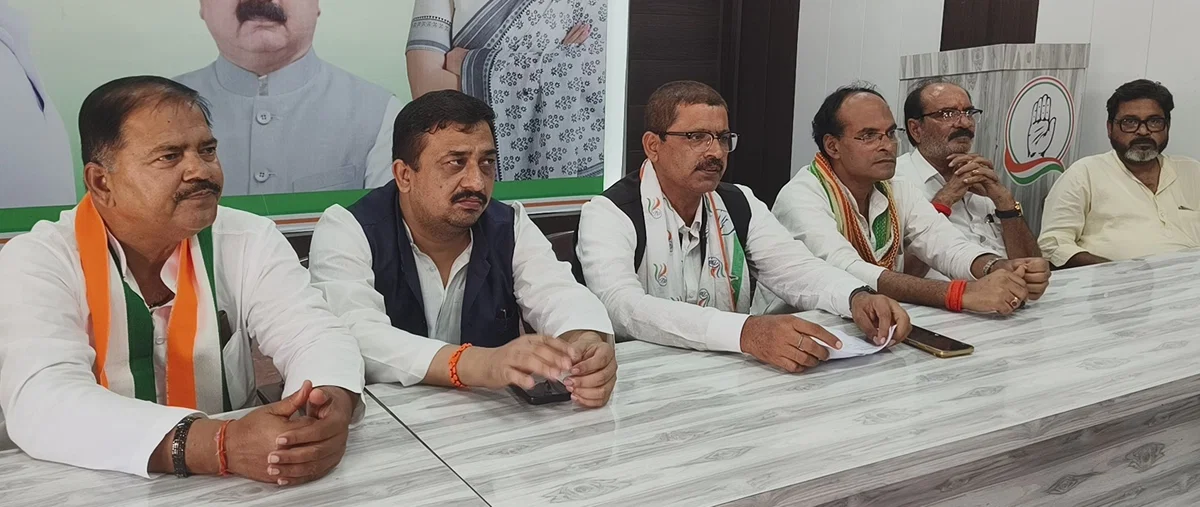 रायबरेली: कांग्रेस ने सीईसी के खिलाफ ‘वोट बचाओ-देश बचाओ’ पैदल मार्च निकालने का निर्णय