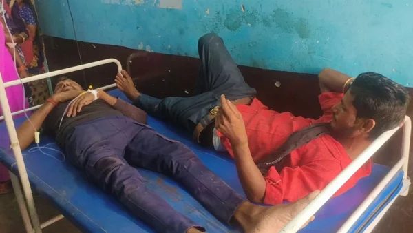 लखीमपुर खीरी: हाईटेंशन लाइन की चपेट में आते ही सात मजदूर झुलसे