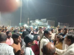 बहराइच: 20 वर्षीय कुलदीप की मौत पर ग्रामीणों ने हाईवे जाम कर किया प्रदर्शन